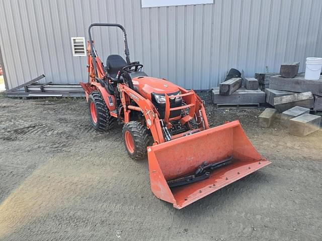 Image of Kubota B2601HSD equipment image 1