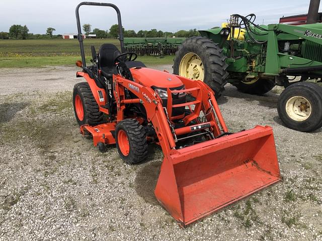 Image of Kubota B2601HSD equipment image 1