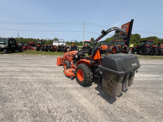 Image of Kubota B2601HSD equipment image 4