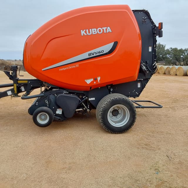 Image of Kubota BV5160 equipment image 2