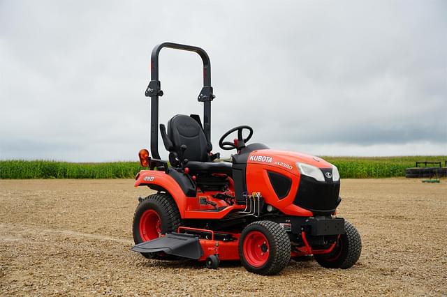 Image of Kubota BX2380 equipment image 2