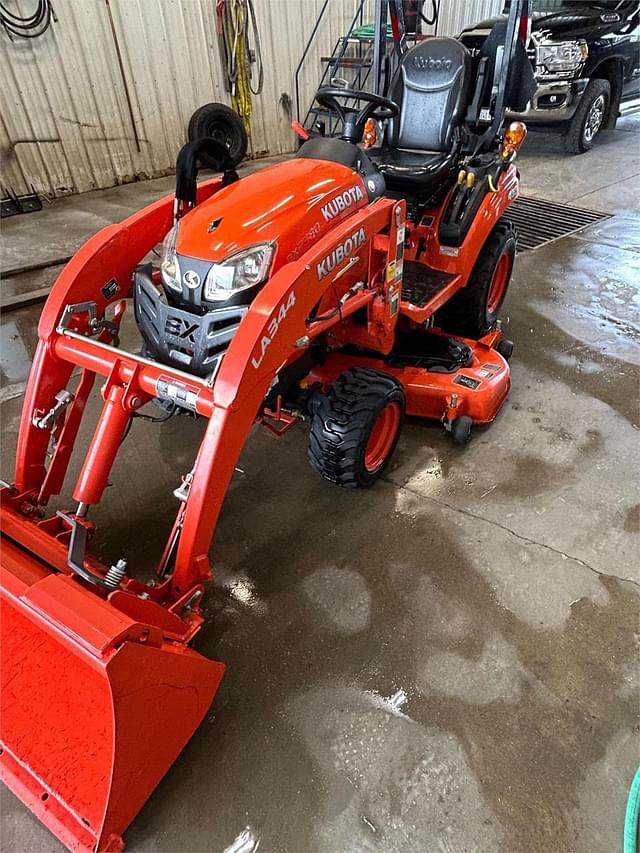 Image of Kubota BX2380 equipment image 1