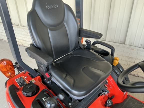 Image of Kubota BX2380 equipment image 3