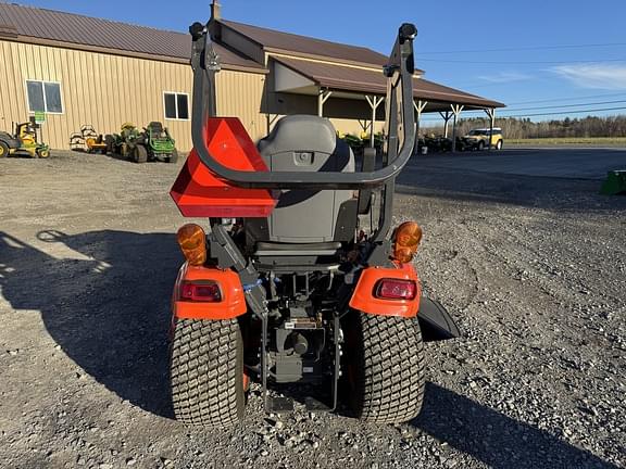 Image of Kubota BX2380 equipment image 3