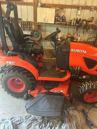 Image of Kubota BX2380 equipment image 3