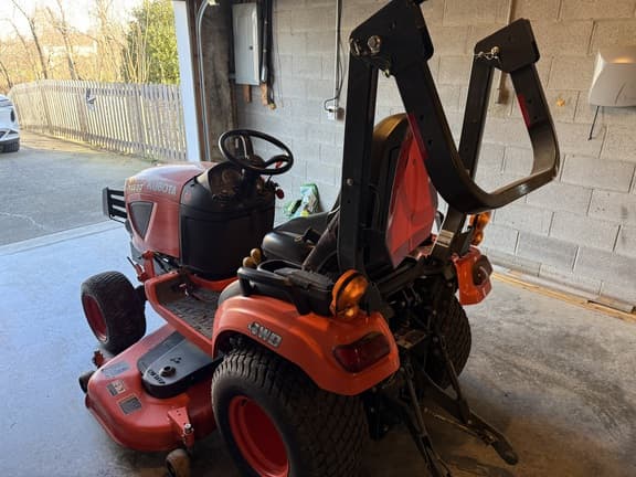 Image of Kubota BX2380 equipment image 3