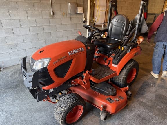 Image of Kubota BX2380 equipment image 1