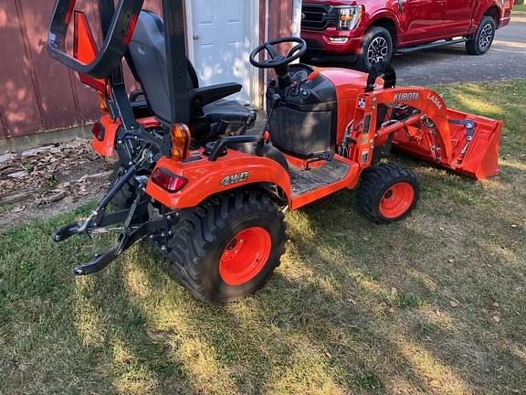 Image of Kubota BX2380 equipment image 4