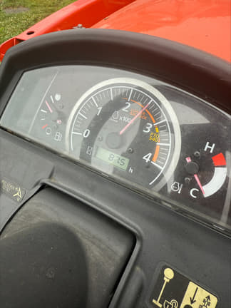 Image of Kubota BX2680 equipment image 2
