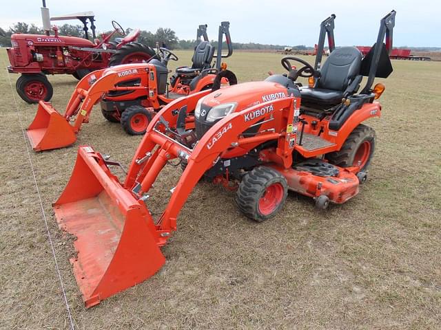 Image of Kubota BX2680 equipment image 4