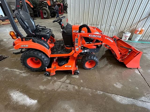 Image of Kubota BX2380 equipment image 1