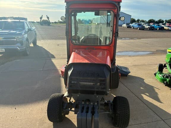 Image of Kubota F3990 equipment image 3