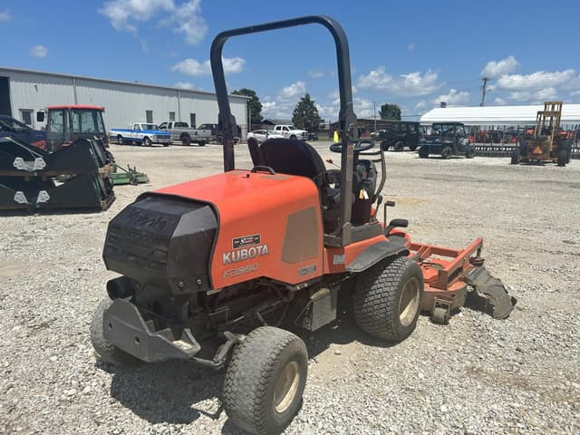 Image of Kubota F3990 equipment image 3
