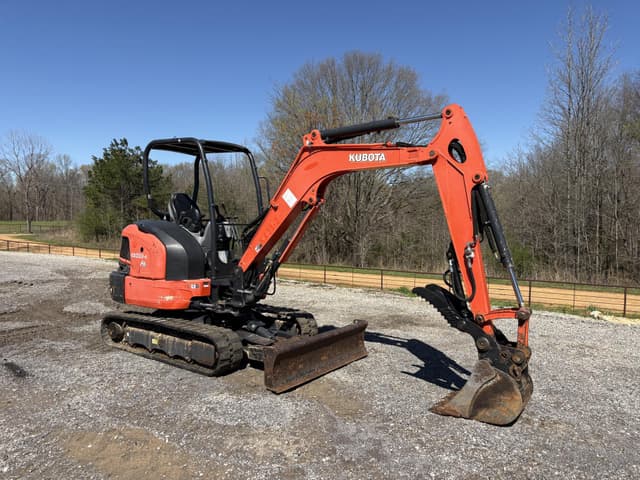 Image of Kubota KX033-4 equipment image 1