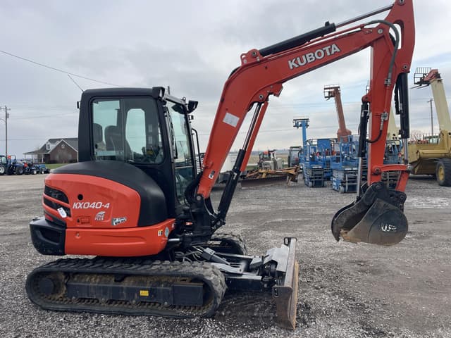 Image of Kubota KX040-4 equipment image 1