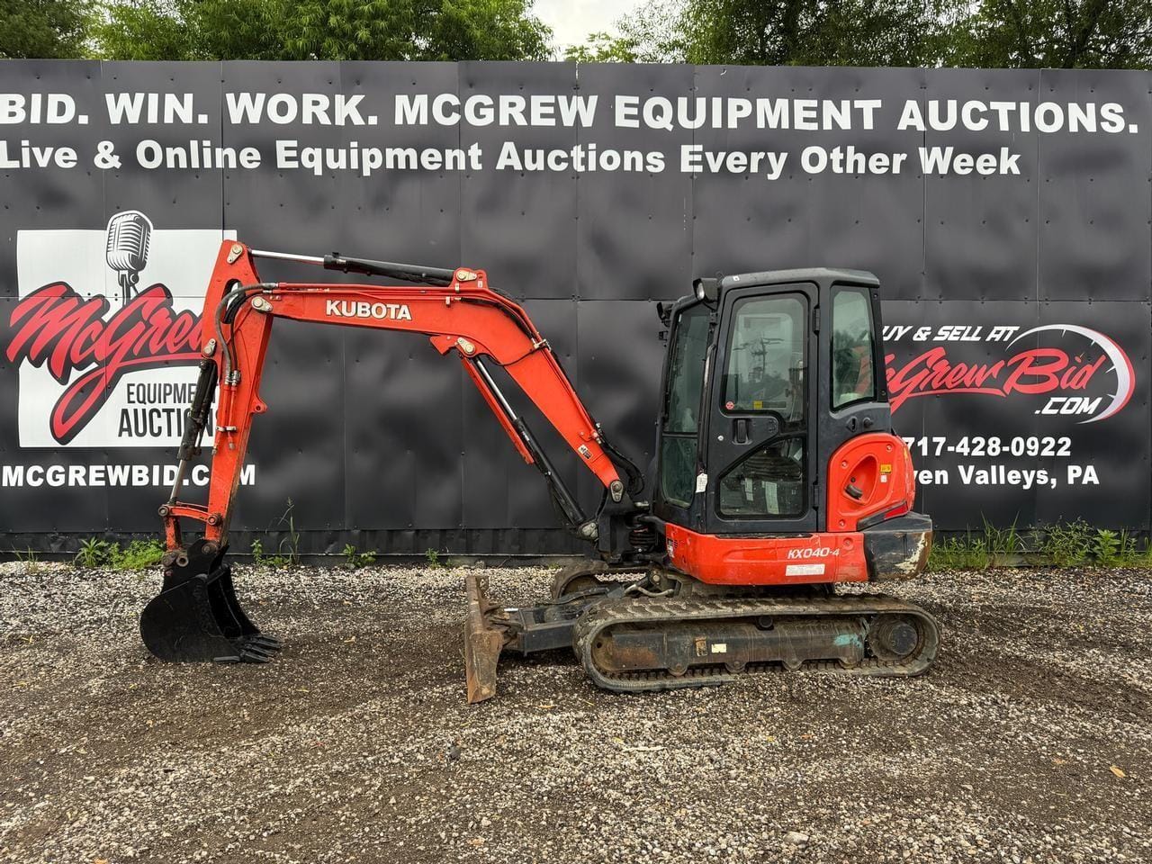 2020 Kubota KX040-4 Equipment Image0