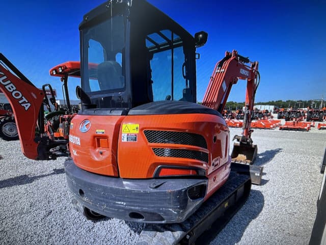 Image of Kubota KX040-4 equipment image 3