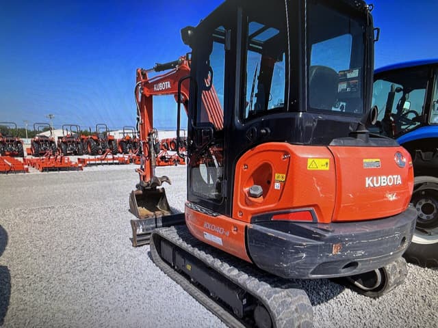 Image of Kubota KX040-4 equipment image 4