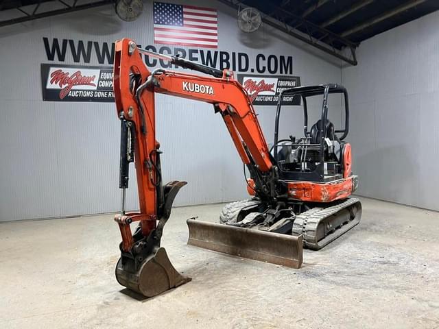 Image of Kubota KX040-4 equipment image 1