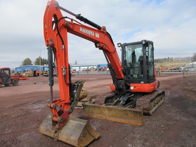 Image of Kubota KX057-4 equipment image 3