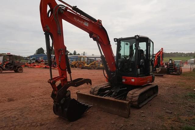 Image of Kubota KX057-4 equipment image 3