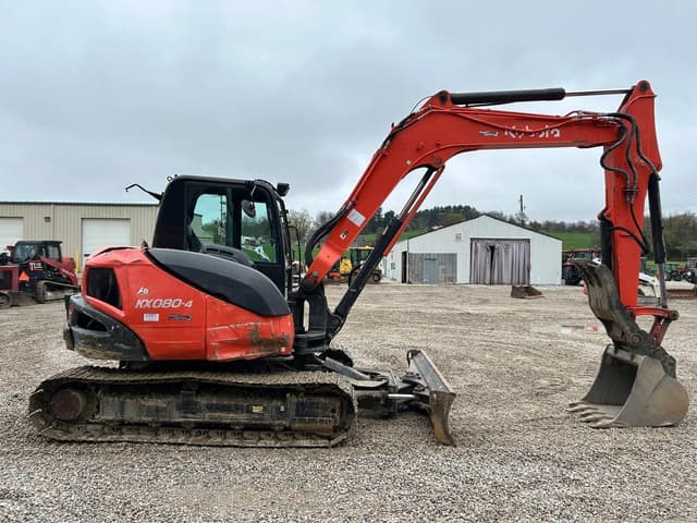 Image of Kubota KX080-4 equipment image 4