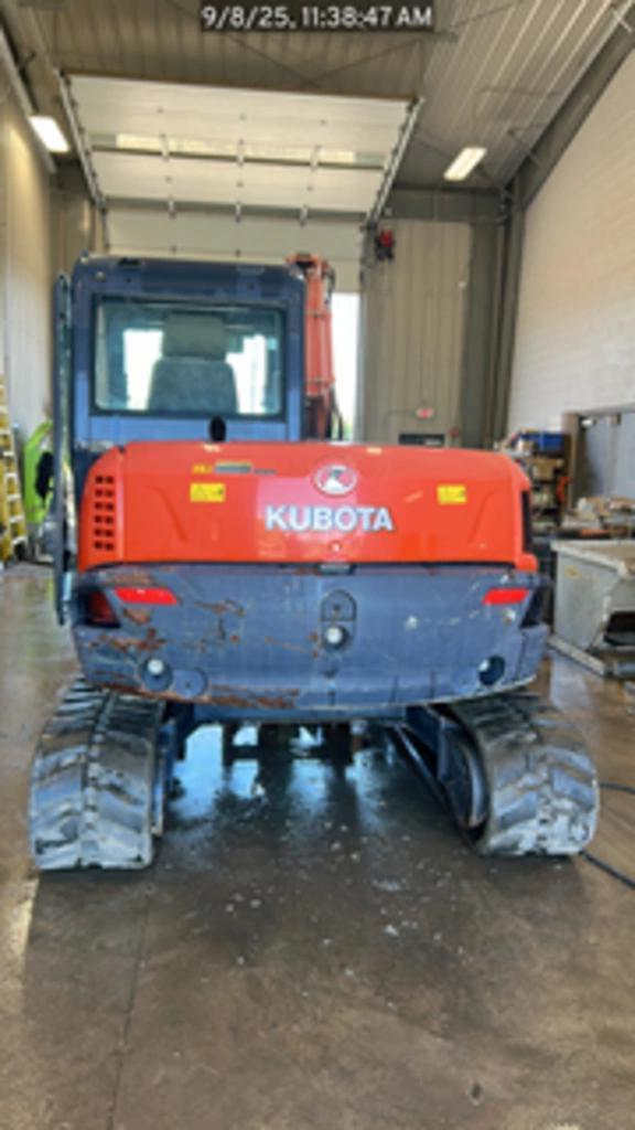 Image of Kubota KX080-4 equipment image 3