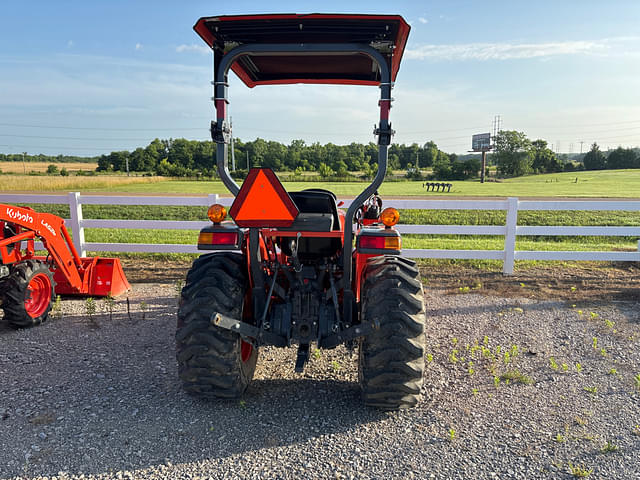 Image of Kubota L2501 equipment image 3