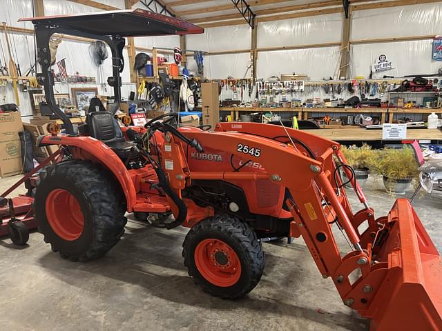 Image of Kubota L2501 equipment image 1