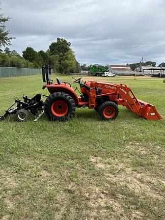 Image of Kubota L2501D equipment image 3