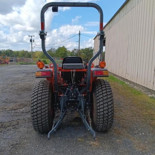 Image of Kubota L2501HST equipment image 2