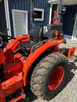 Image of Kubota L3301 equipment image 4