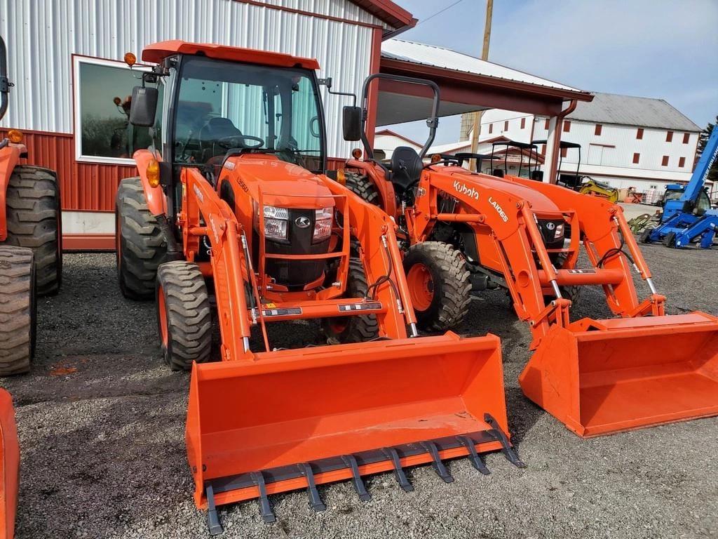 Main image Kubota L3560