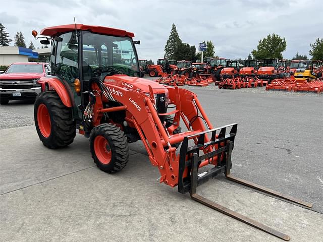 Image of Kubota L3560HSTC equipment image 3