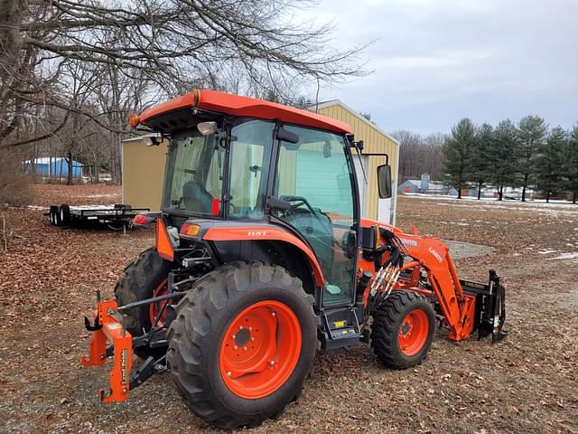 Image of Kubota L3560HSTC-LE equipment image 2