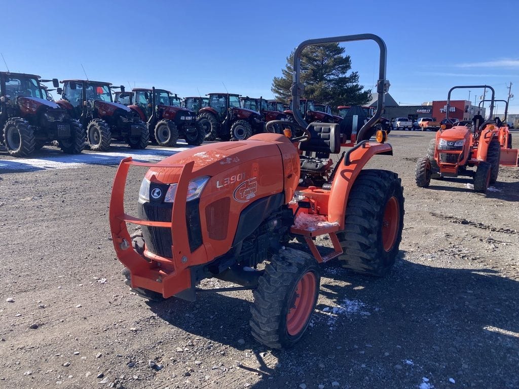 2020 Kubota L3901D Equipment Image0