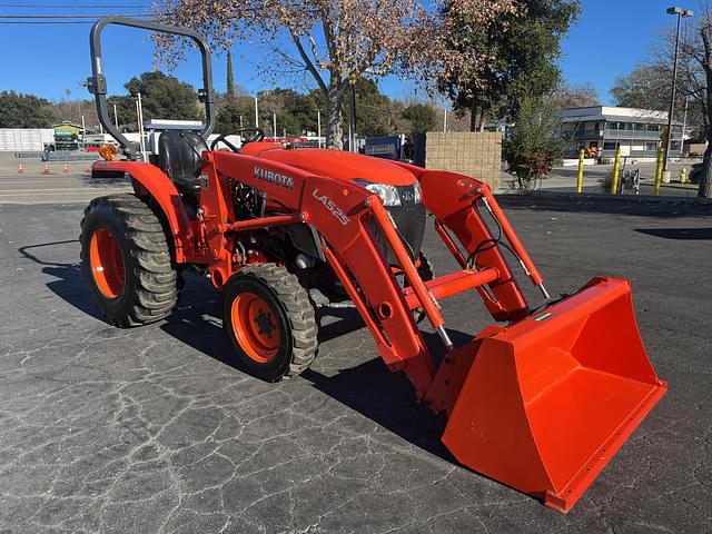 Image of Kubota L3901 equipment image 1