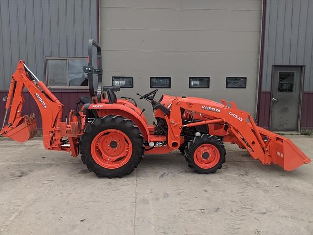 Image of Kubota L3901HST equipment image 1