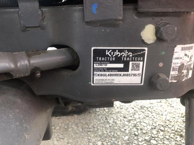 Image of Kubota L3901 equipment image 4