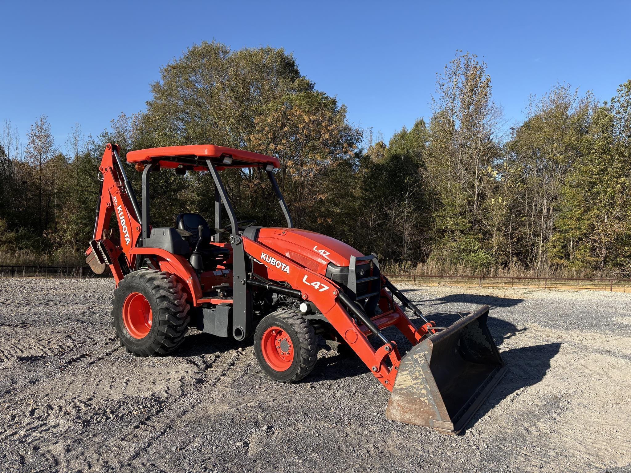 2020 Kubota L47 Equipment Image0