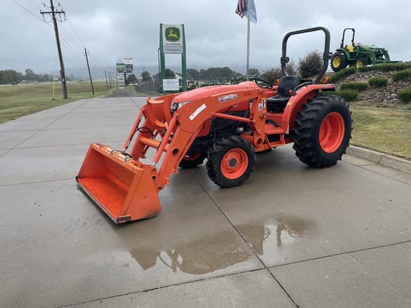 Main image Kubota L4701