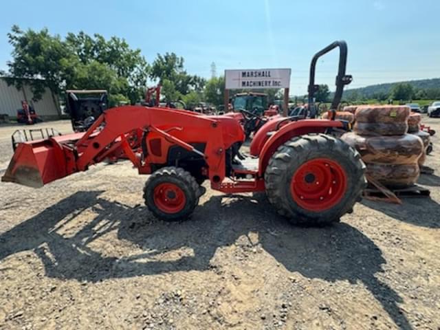Image of Kubota L4701 equipment image 2
