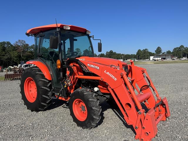 Image of Kubota L5460HSTC equipment image 3