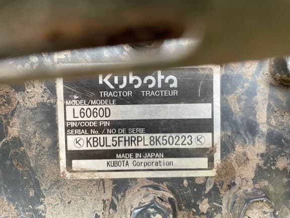 Image of Kubota L6060 equipment image 2