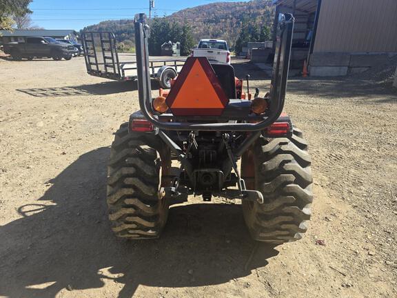 Image of Kubota LX2610 equipment image 4