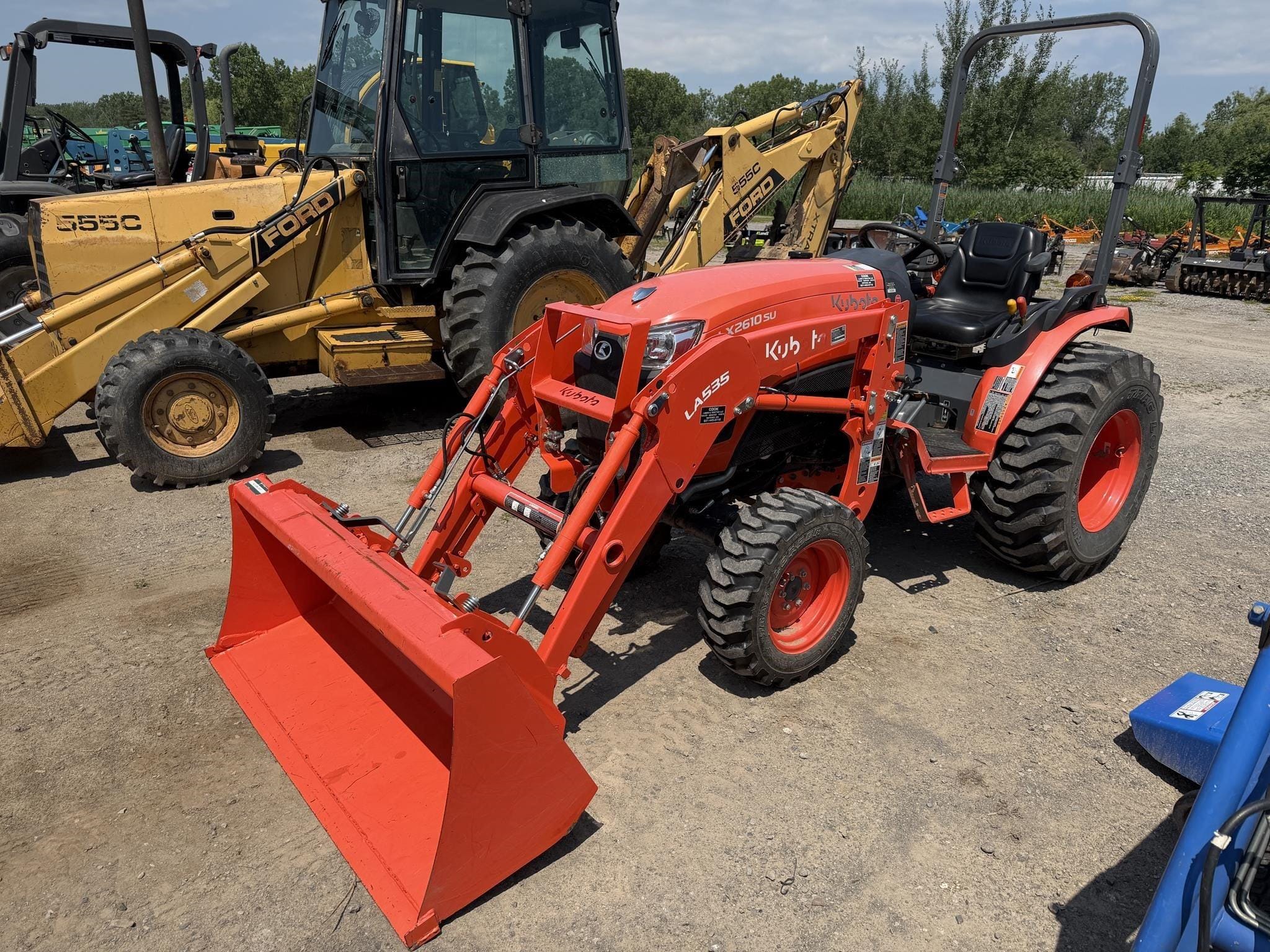 2020 Kubota LX2610 Equipment Image0