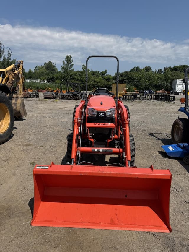 Image of Kubota LX2610 equipment image 4