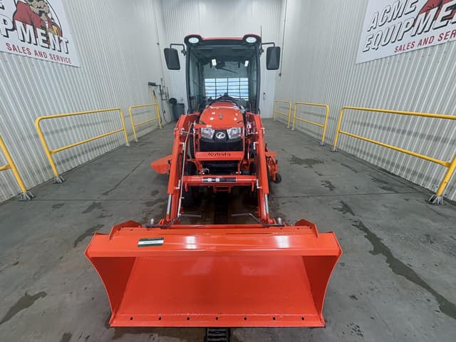 Image of Kubota LX3310 equipment image 1