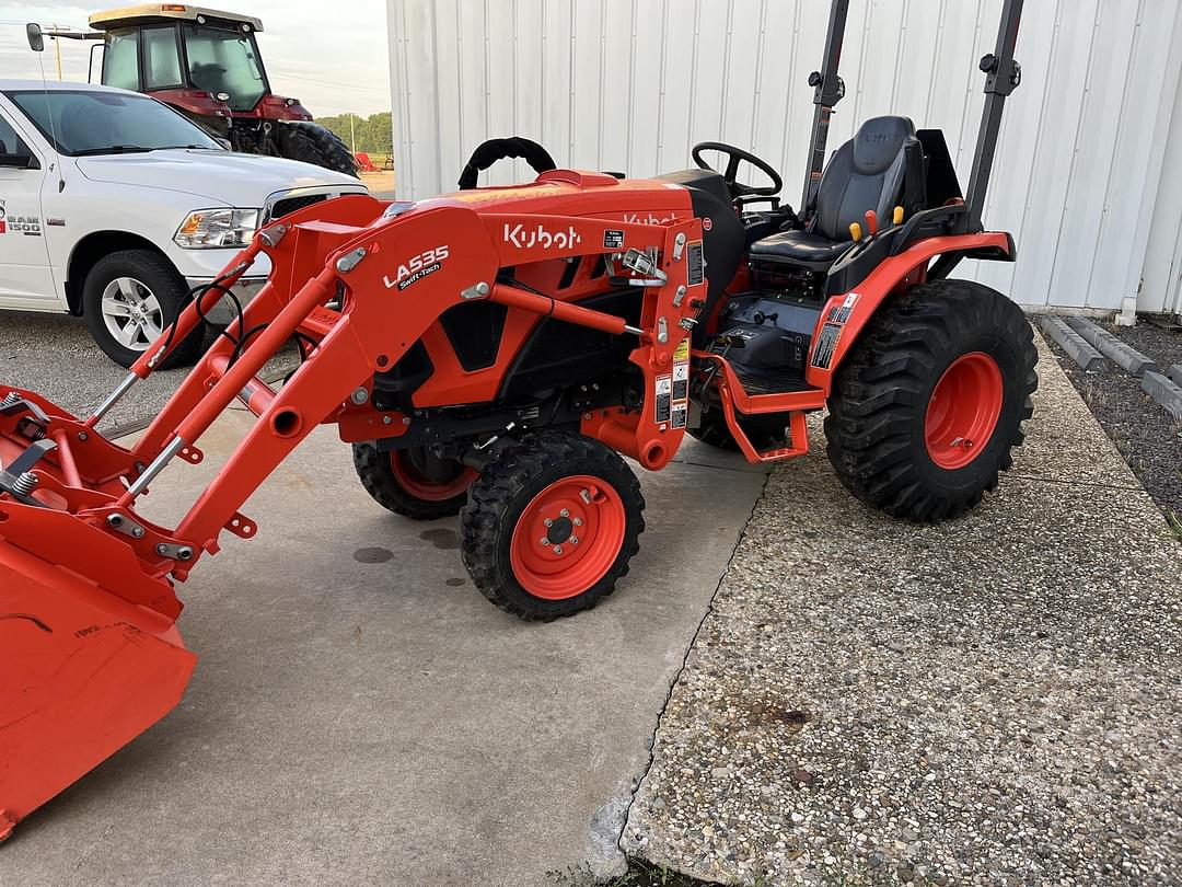 Image of Kubota LX3310HSD Primary image