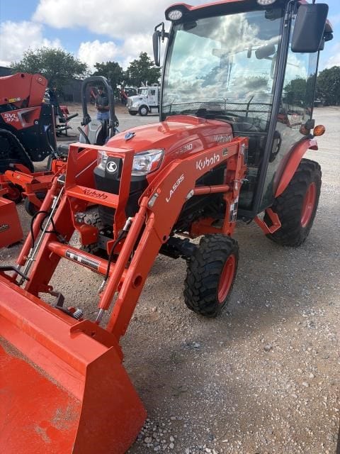 2020 Kubota LX3310HSDC Equipment Image0
